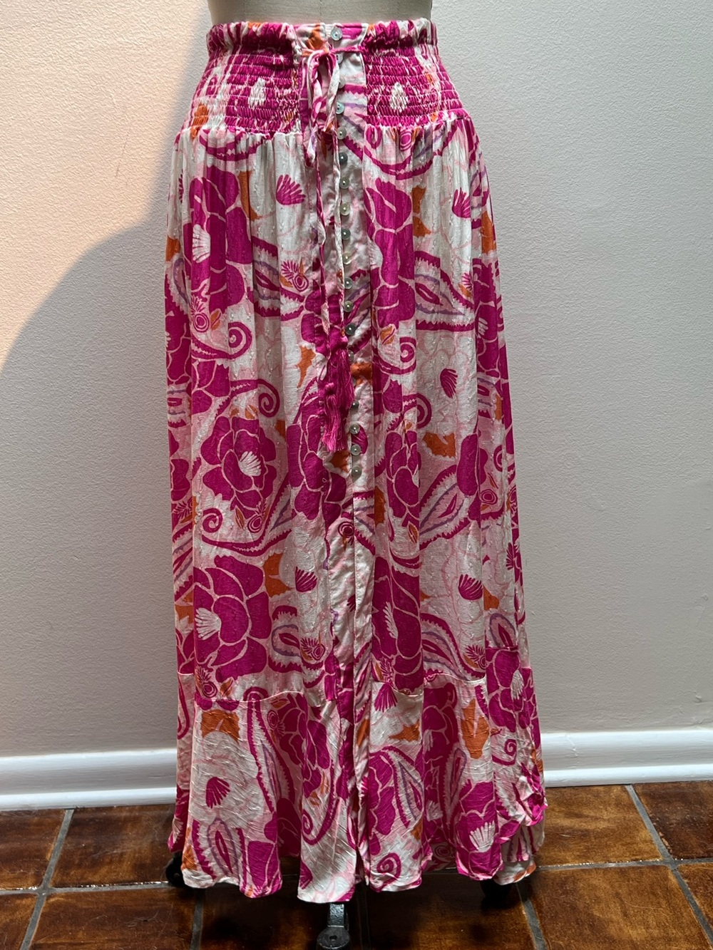 Nicole Miller New York Pink Floral Maxi Skirt Smocked Waist Button Front L